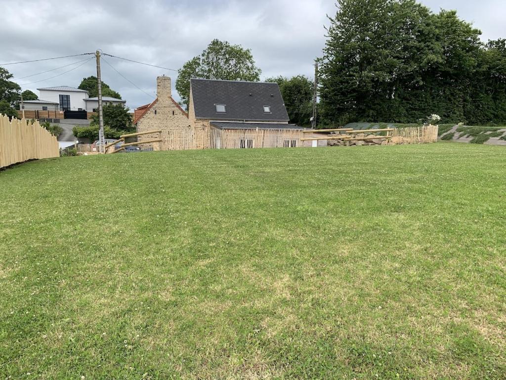Charmante Maison De Campagne En Pierres Et Bois Sartilly-Baie-Bocage Extérieur photo